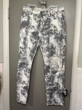 Umgee Gray & White Tie-Dye Denim Shorts (waist 15inches)